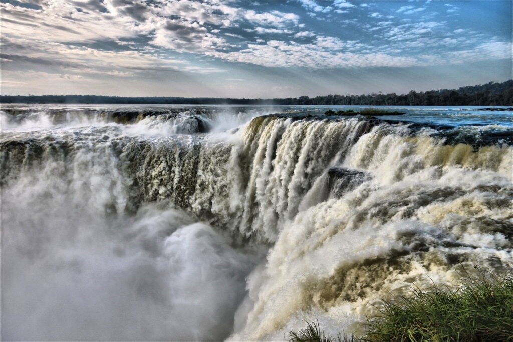 waterfalls-iguazu-falls-argentina-brazil